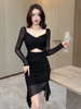 Mesh splicing tight pleated buttocks wrapped long sleeved dress