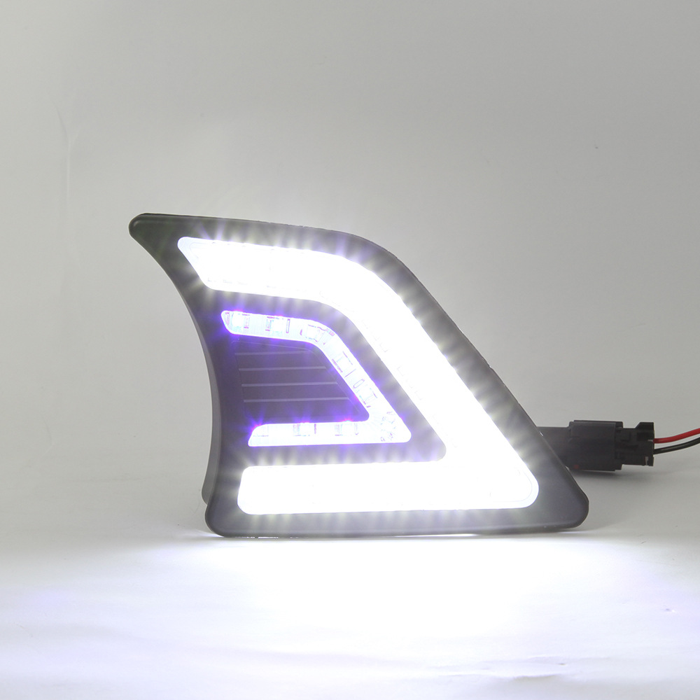 Aplicable a 12 años de luz diurna VIGO 14 años Toyota HELAX VIGO luz diurna LED