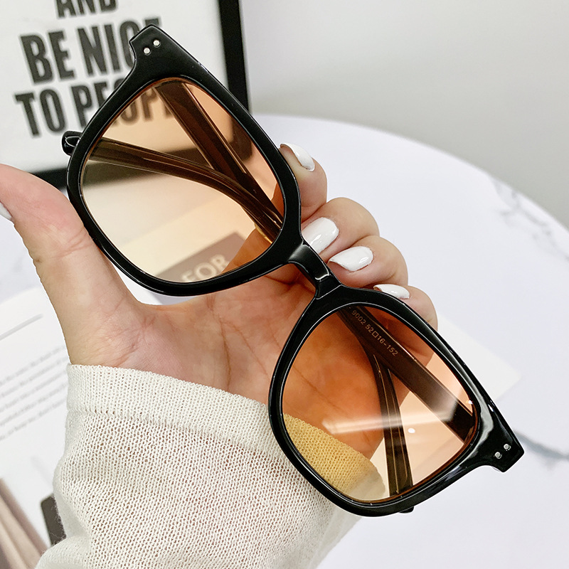 The new little red book of the same model myopia female Korean…