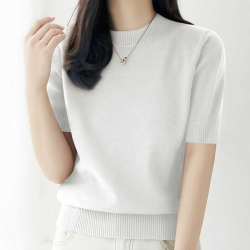Elegant and Fashionable 5-Button Sleeve Knit Top for Women, Summer New Arrival, Slimming, Round Neck, Loose Fit, Layering Base Shirt