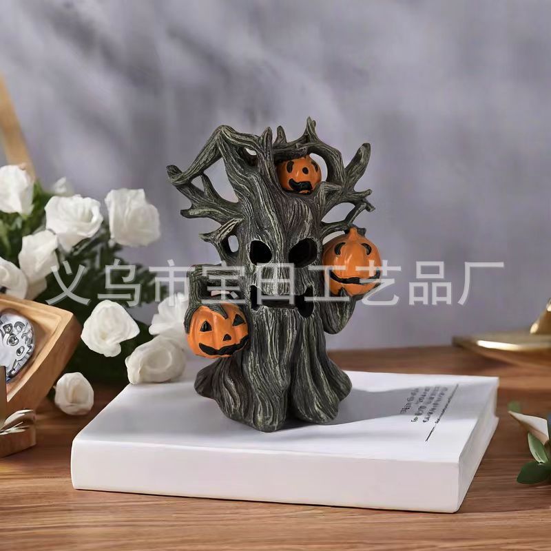 国境を越えたハロウィーンのカボチャの木の妖怪の形の彫刻の置物の家庭の屋外の庭の装飾の工芸品|undefined