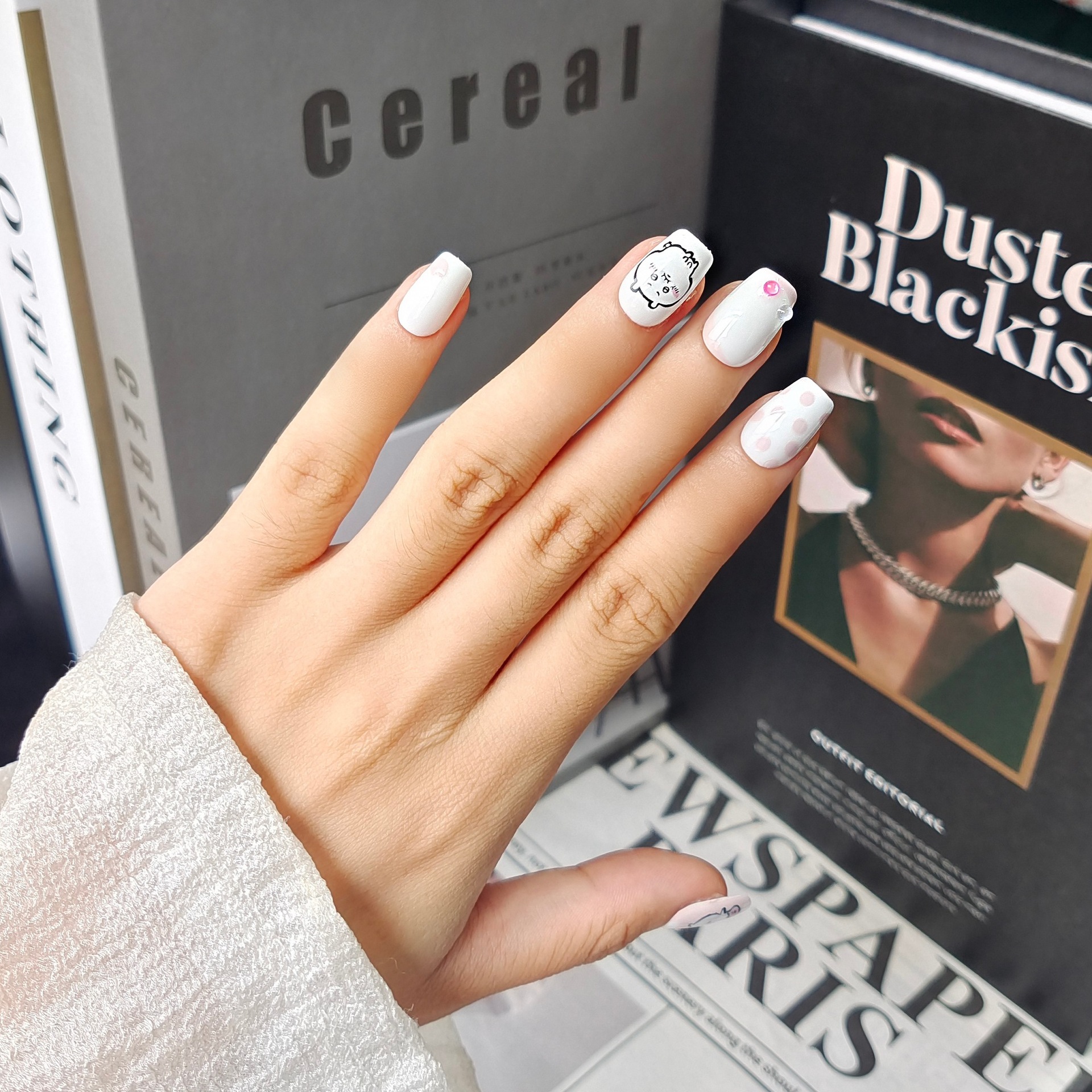 Yiyi Dance Jiyikava-Mechada hecha a mano, linda chica desmontable, pintada a mano coreana, gato corto