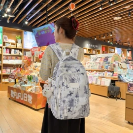 中大学生书包;运动挎包;包挂件