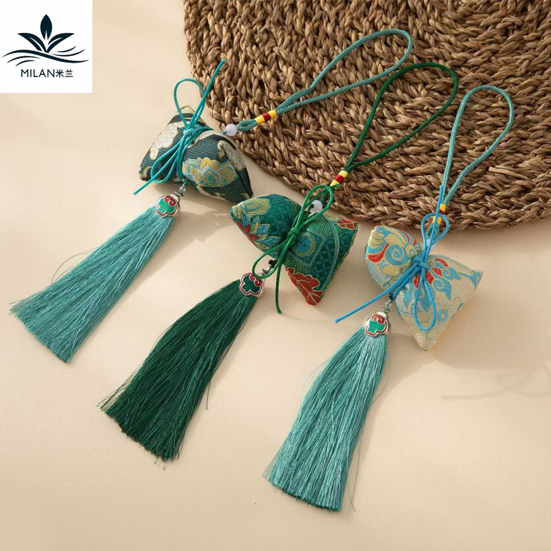 Festival del Bote del Dragón Albóndigas de arroz de colores Colgante de bolsitas de ajenjo Nuevo bolso de la suerte chino Paquete de material de bricolaje hecho a mano Colgante de ramo de ajenjo