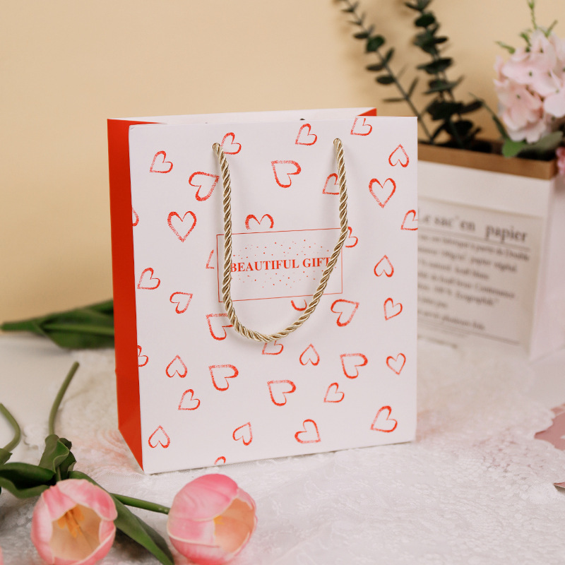 Explosiones de arco en stock caja de regalo para novia caja de regalo cuadrada caja de cumpleaños lápiz labial caja de embalaje de cosméticos al por mayor