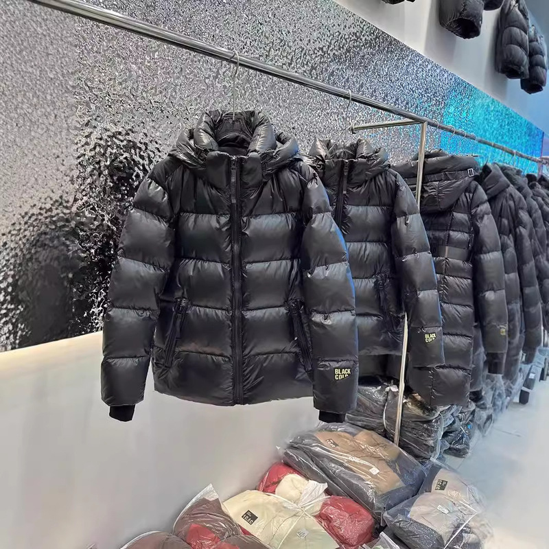 2025 Winter Black Gold down Jacket Men's Short Style Trendy Brand Loose Fashion Thickened Couple Hooded White Goose down Coat Men