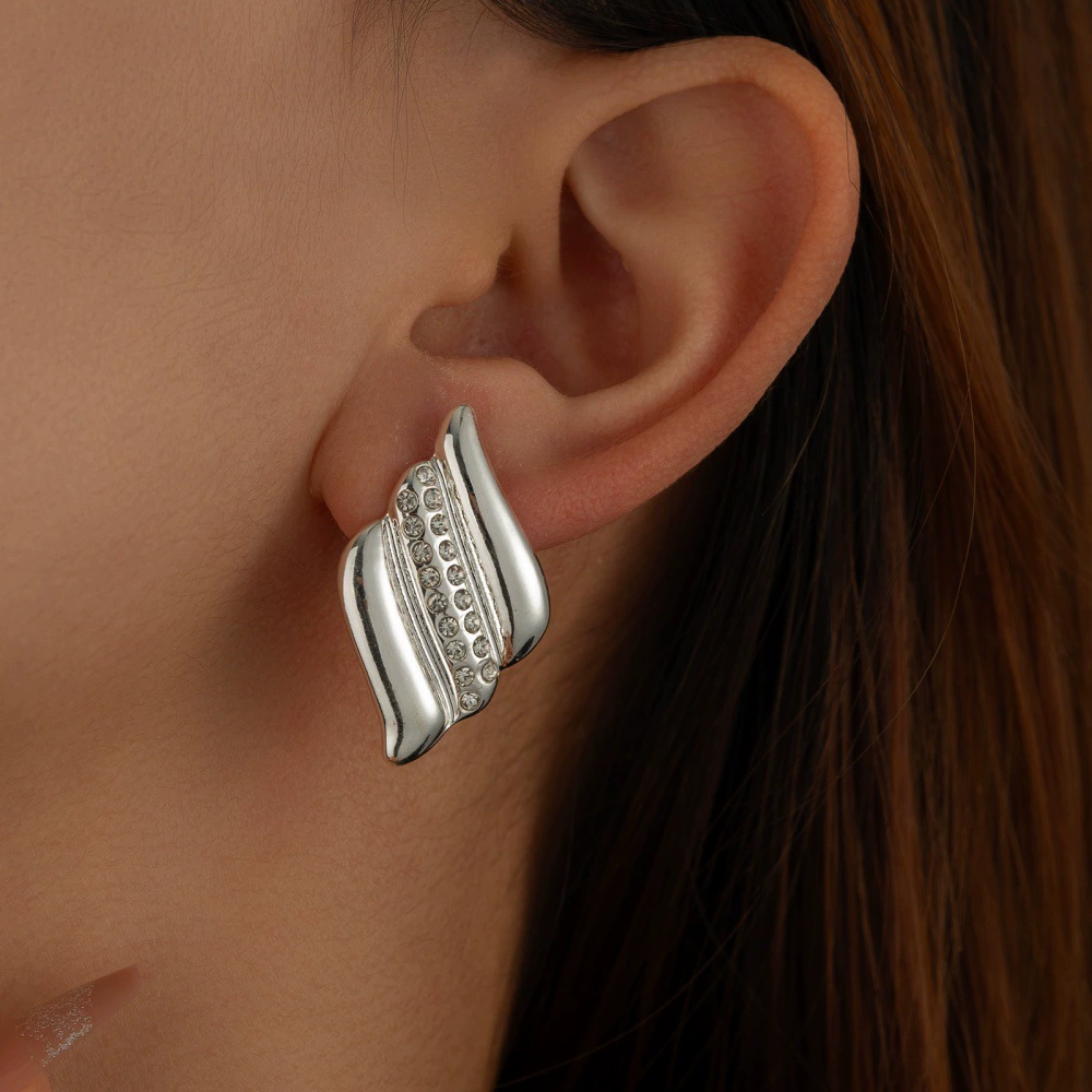 Европейские и американские модные модные полосатые серьги из сплава со стразами, популярные ювелирные изделия неправильной формы, прямая продажа с фабрики на Amazon