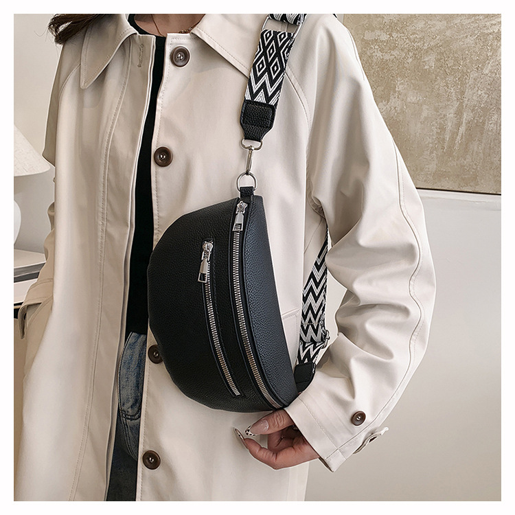 Women's Streetwear Solid Color Pu Leather Waist Bags display picture 24