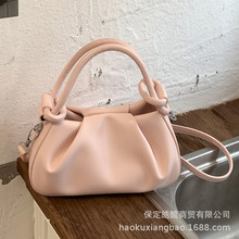 �����ް�����С����Ůʿ2026�¿�r�аٴ�б������ļ�����С���