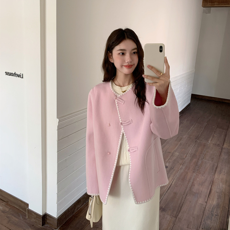 Q055 New Chinese-Style Heavy-Duty Shell-Trimmed Cashmere Coat for Petite Women, Youthful Pink Woolen Jacket