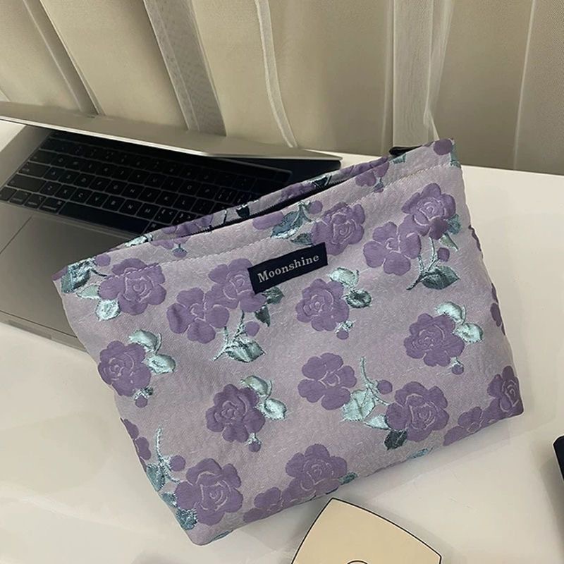 Bolsa de cosméticos de gran capacidad portátil fresco pequeño floral ins bolsa de almacenamiento bolsa de lavado elegante bolsa de almacenamiento jacquard