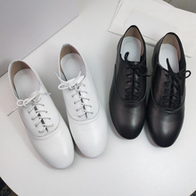 ԭ�Σ�ܛ��Ƥ���_�У���ʽ�͹Ű�ɫСƤЬӢ���Lţ��Ьϵ������Ь