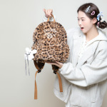 2025秋冬新款豹纹包包双肩包氛围感毛绒背包大学生书包羊羔毛背包