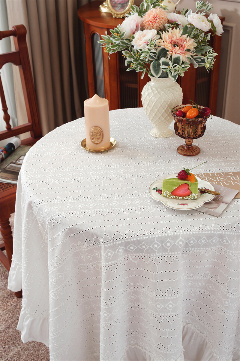 White Embroidered Floral Cotton Tea Tablecloth With Ruffle Hem_voghion.com
