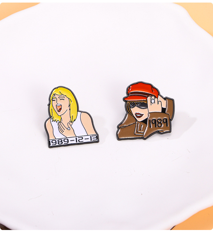 Casual, Daily Occasion Alloy Material Cute Pin Human Alloy Enamel Unisex Brooches