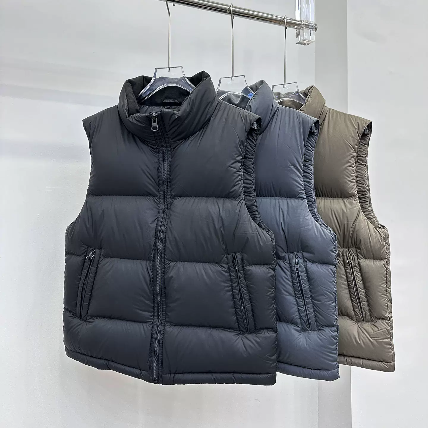 加厚立领羽绒马甲男士白鸭绒2025轻型柔软无袖羽绒服背心冬季外套