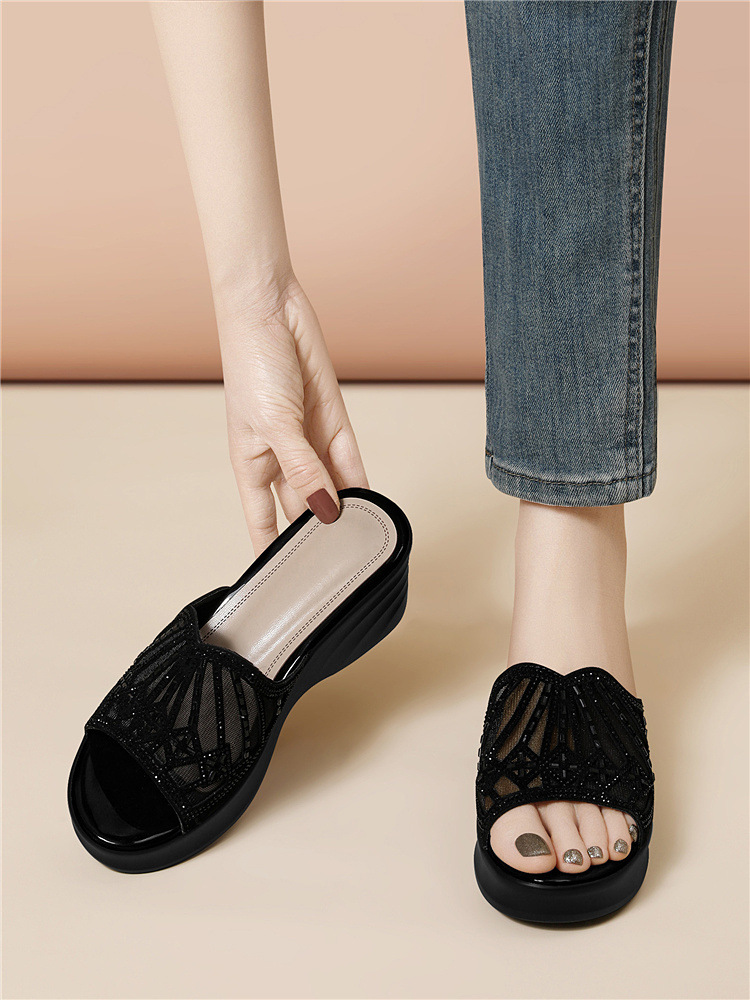 Sandal nữ đế dày 6cm gót nêm mùa hè 2026 phong cách thời trang mẹ — 6073 Da đen, 6073 Vàng chi tiết 16