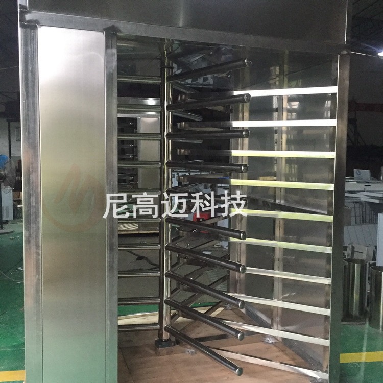 火车站单向栏杆门 单相入口只进不出旋转道闸 手动栅栏梳形转门