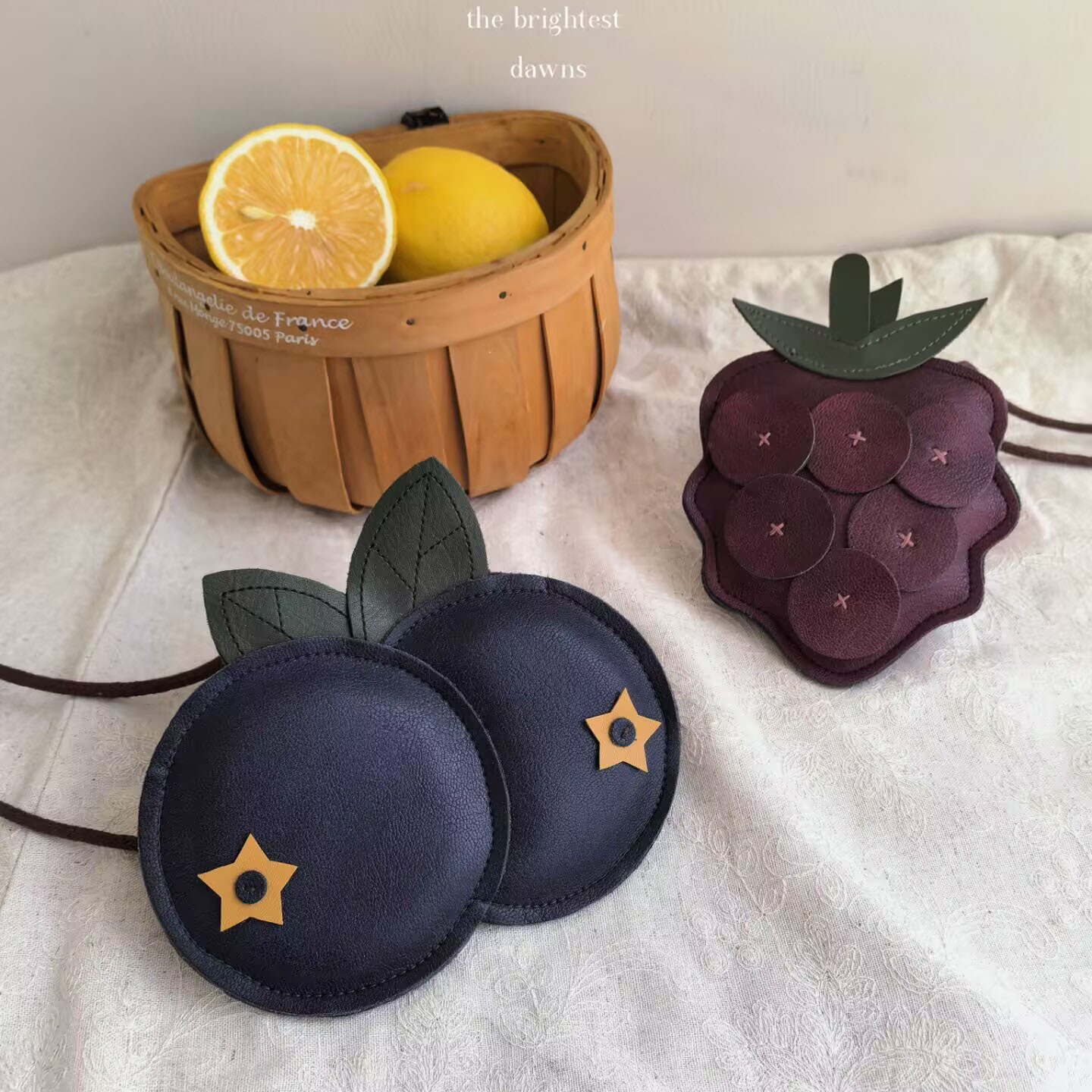 New Style Pu Leather Handmade Textured Leather Fruit-Shaped Children's Crossbody Bag Ins Style Small Children's Coin Purse