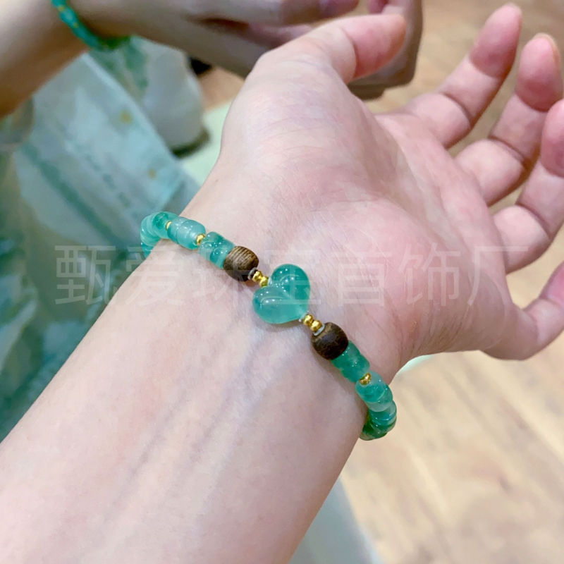 天然冰种飘花非洲翠屁桃手链精致高级感隔珠爱心手串情人节送女友|undefined