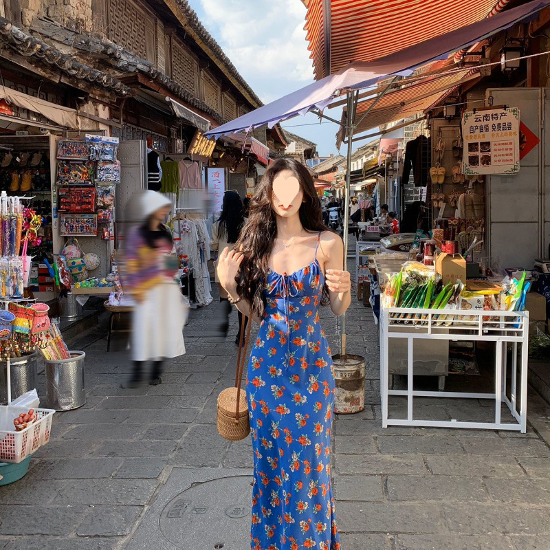2025夏季法式复古吊带印花收腰显瘦连衣裙女长裙海边度假清新简约|undefined