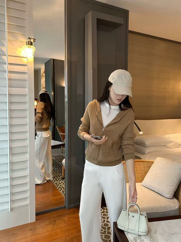 5werk  经典老钱风高级感连帽绞花针织开衫女秋新款休闲百搭外套|undefined