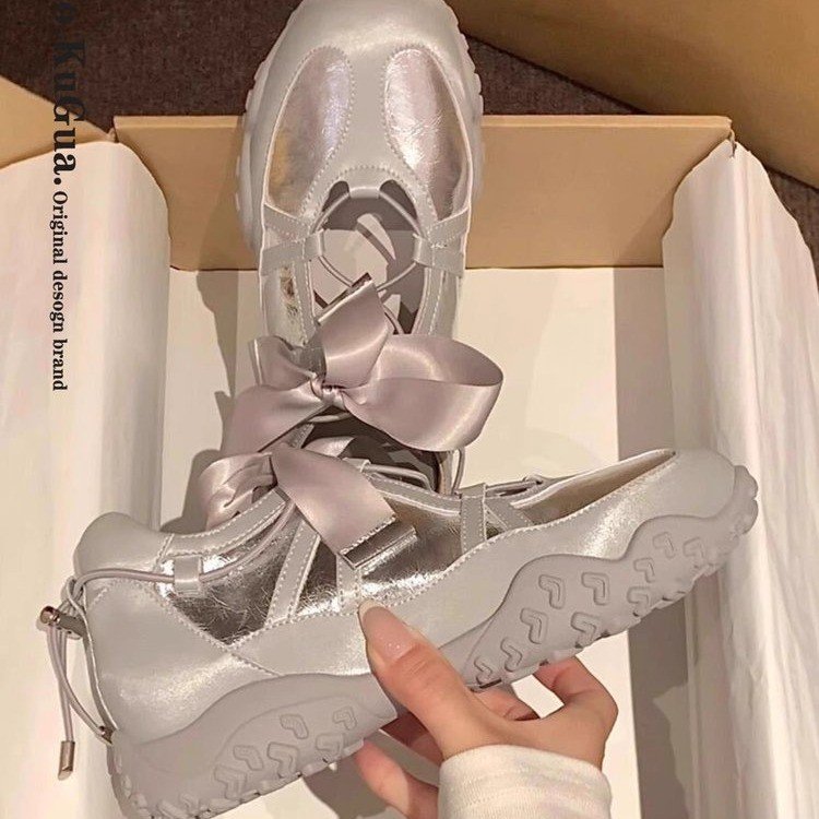 2025夏款外贸小众时尚运动鞋女厚底蝴蝶结平底银色玛丽珍鞋跨境