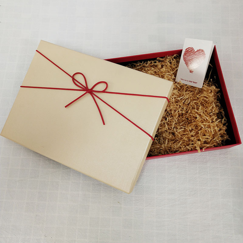 쌀 덮개 빨간 바닥