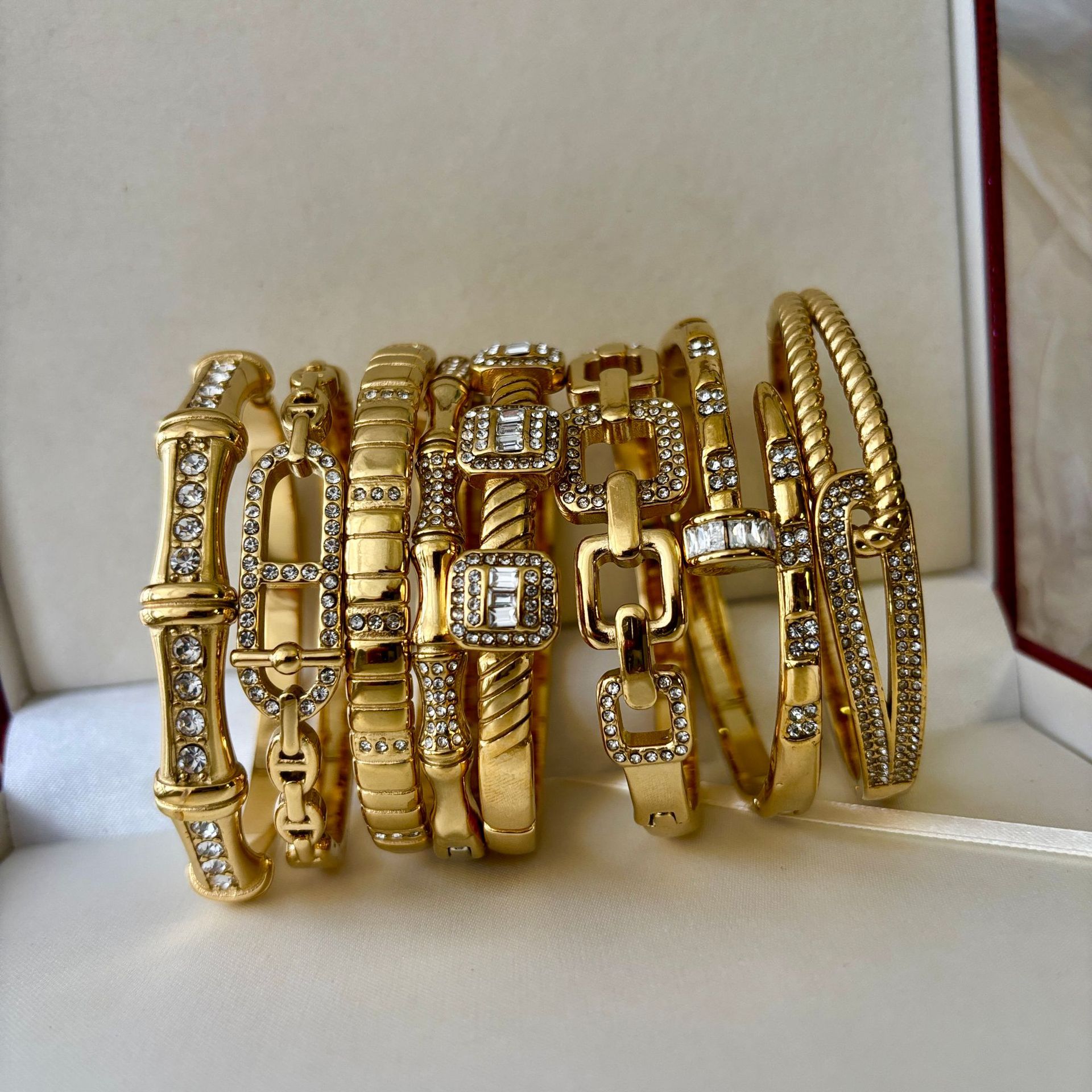Gold bracelet stainless steel