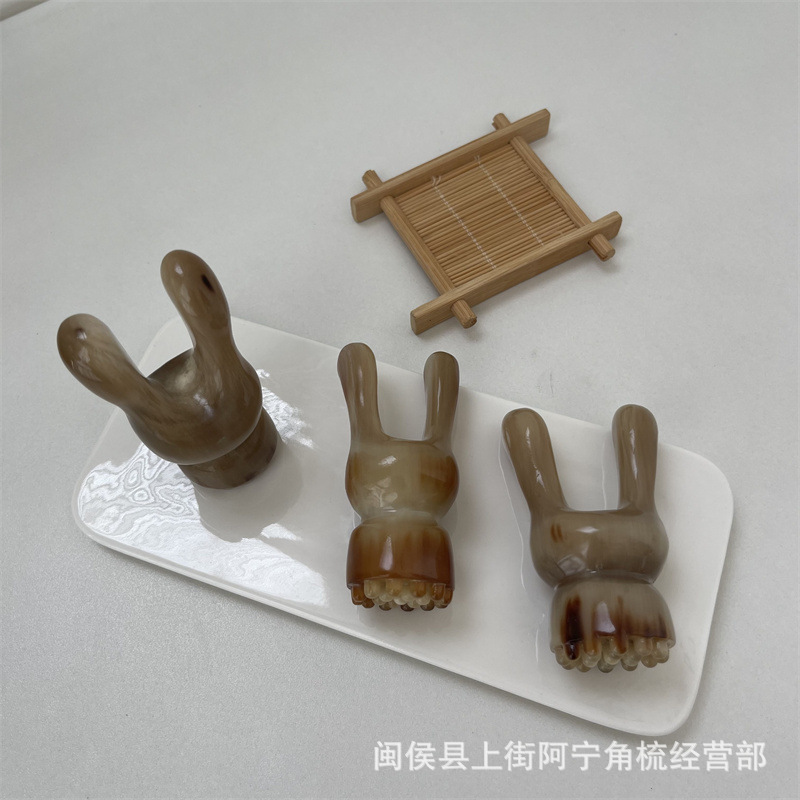 Horn Facial Massage Tool Rabbit Ear Shape Guasha Scraper Portable Buffalo Horn Beauty Roller quality and texture