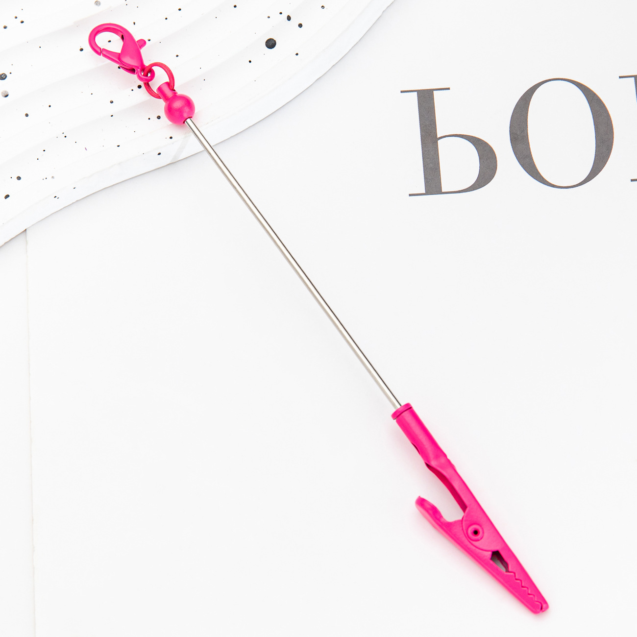 DIY beaded llavero clip creativo al por mayor estudiantes DIY beaded tarjeta de visita clip de banda metálica clip de notas de pesca