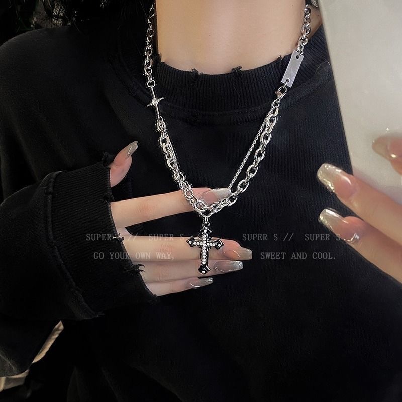 Double-Layer cross zircon necklace for women autumn and winter cold trendy cool stitching sweater chain ins hip hop accessories