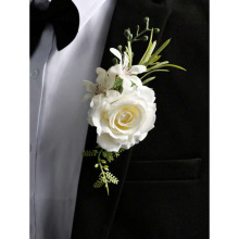 ���QRose With Small White Flowers And Green Berries Elegant