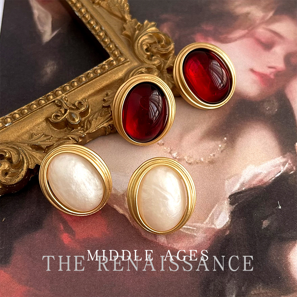 Vintage Hepburn style oval retro style earrings matte gold French earrings elegant high-end earrings