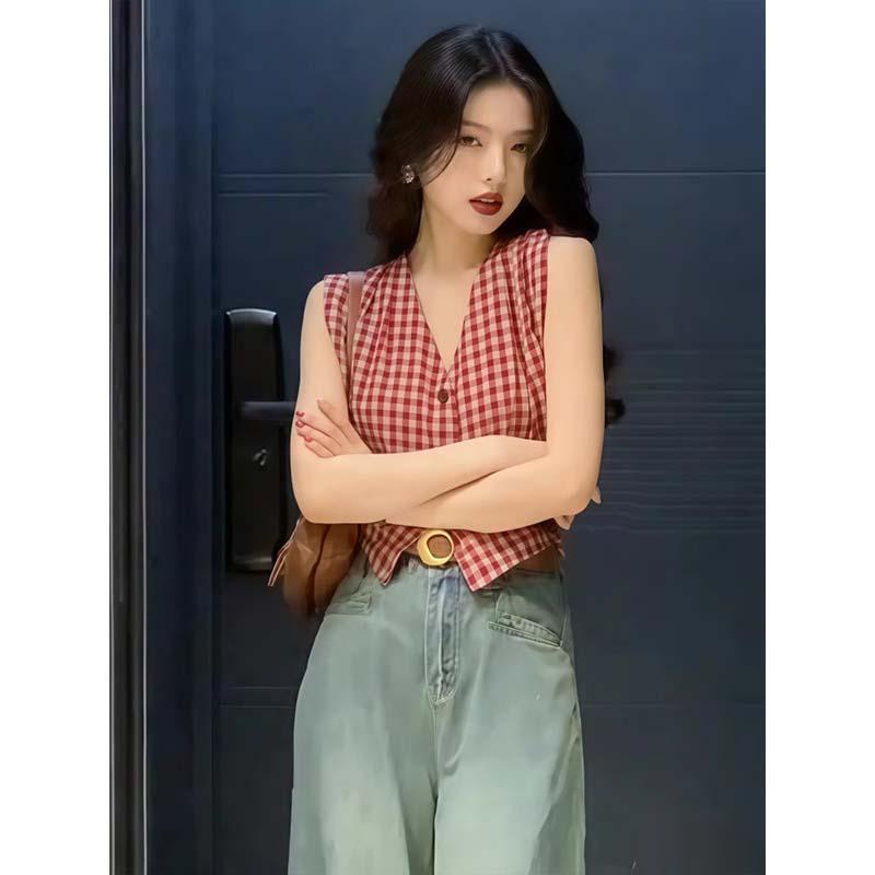 Hong Kong Style Retro V-Neck Sleeveless Plaid Shirt for Women 2026 Summer New Design Stylish Vest Top