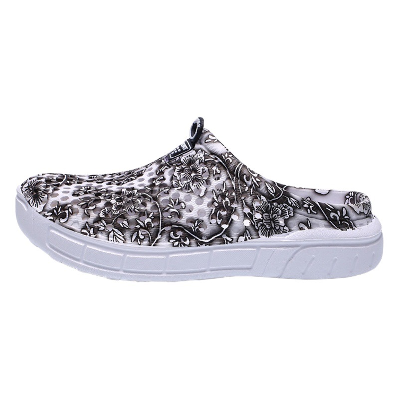 Cross-Border Women's Clogs, Garden Shoes, Outdoor Beach Slippers, Breathable Sandals, Can Be Worn Outside, Flat Heel, Breathable and Lightweight