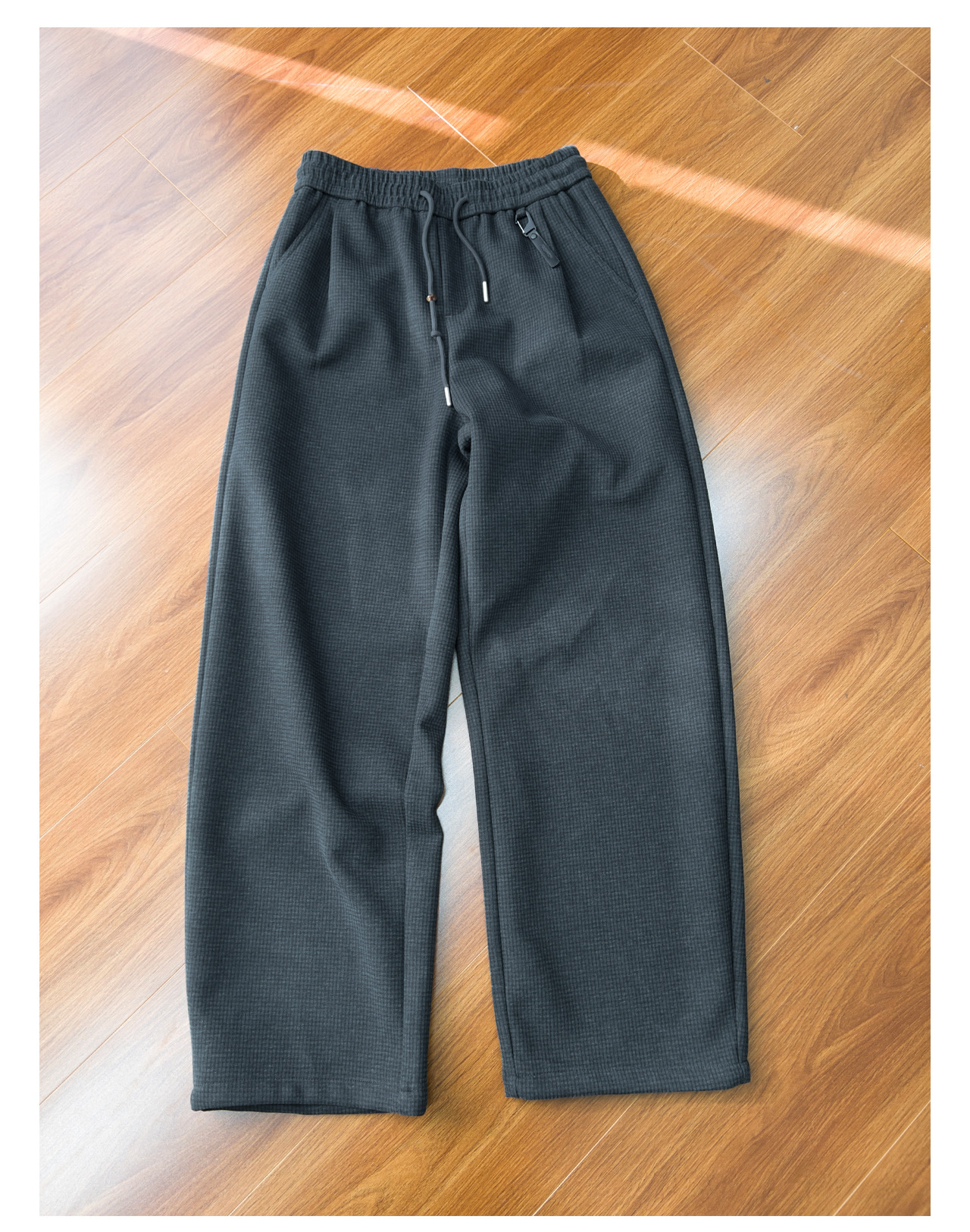 UNF Plaid Straight-Leg Sweatpants