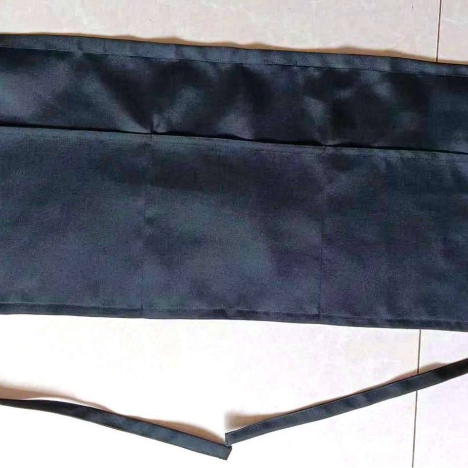 Nuevo restaurante de comida rápida camarero medio cuerpo delantal en blanco delantal sin etiqueta de tres bolsillos