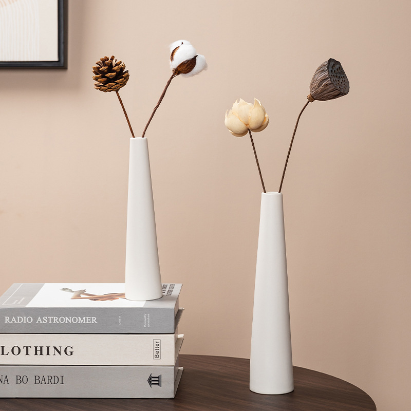 Creative Ceramic Vase Ornaments Slender Dried Flower Living Room Flower-arranging Home Decoration Simple Antique Desktop High-grade Flower Device Creative Ceramic Vase Ornaments Slender Dried Flower Living Room Flower-arranging Home Decoration Simple Antique Desktop High-grade Flower Device