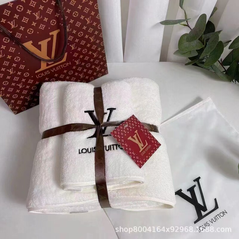 Cross-Border Foreign Trade Trendy Brand Embroidered Bath Towel Set of Two, Coral Fleece Thickened, Water-Absorbent, Quick-Drying, Gift Box Set, Couple's Towels