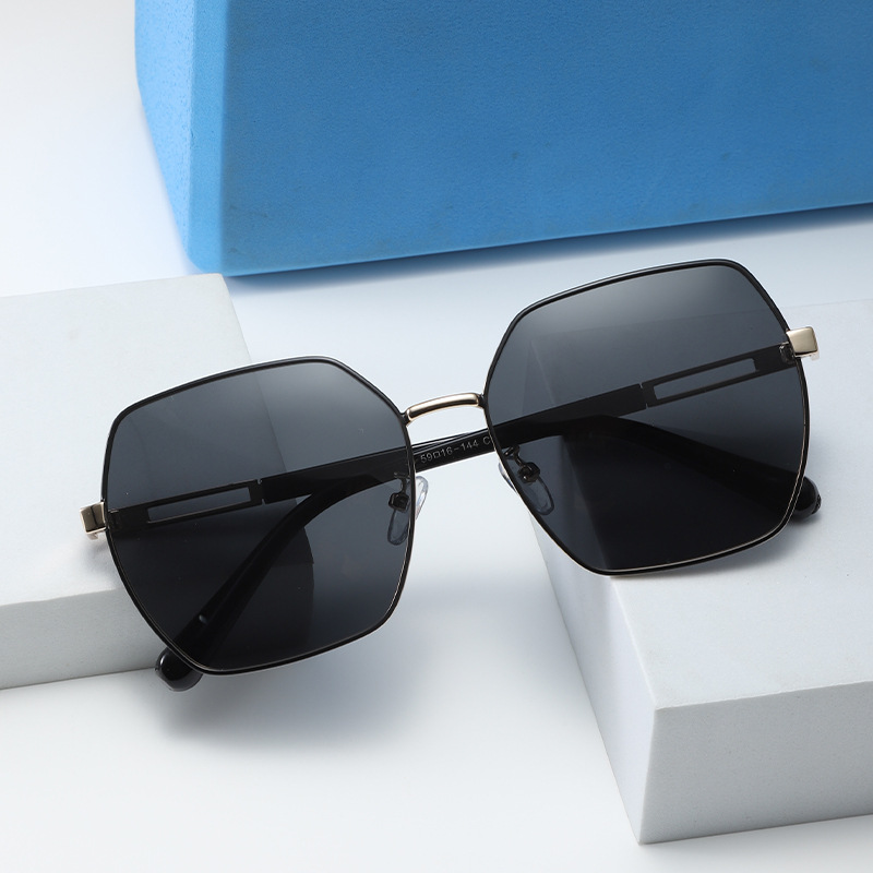 Nuevas gafas de sol al por mayor para mujer, gafas de sol polarizadas de alta gama, protección solar, gafas de sol de moda delgadas, protección UV