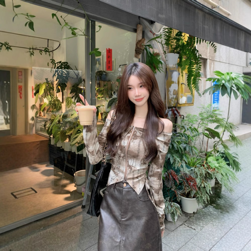 나비 구멍 지퍼 짧은 오프 숄더 셔츠 여성용 가방 가을과 겨울 넥타이 염색 오프 숄더 슬림 드로 스트링 탑 도매