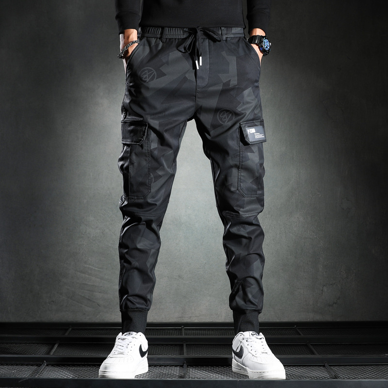 Camouflage casual pants for men in sprin...