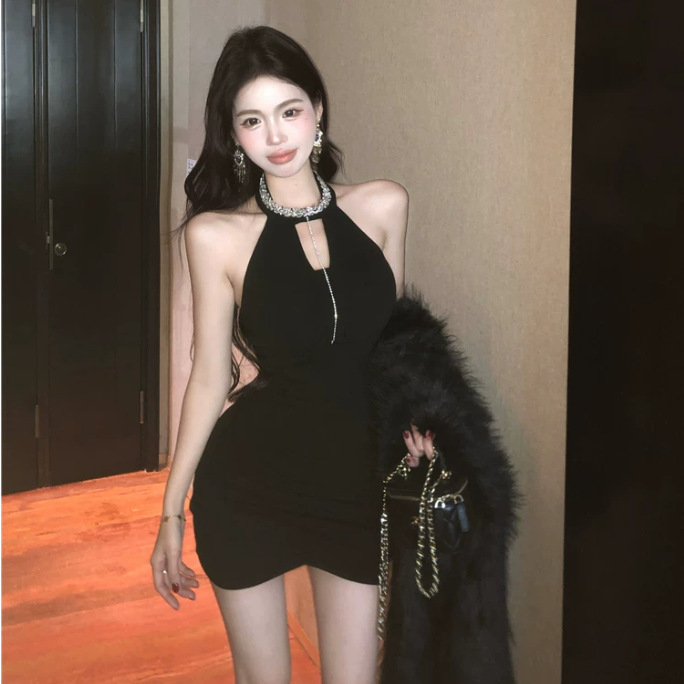 Beaded Chain Halter Neck Dress for Women, Summer Thai Style Niche Short Dress, Sexy Hollow Out Backless Dress, Trendy 5749 Beaded Chain Halter Neck Dress for Women, Summer Thai Style Niche Short Dress, Sexy Hollow Out Backless Dress, Trendy 5749
