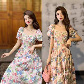 2026法式复古油画风碎花连衣裙女夏胖mm收腰显瘦气质方口领长裙子