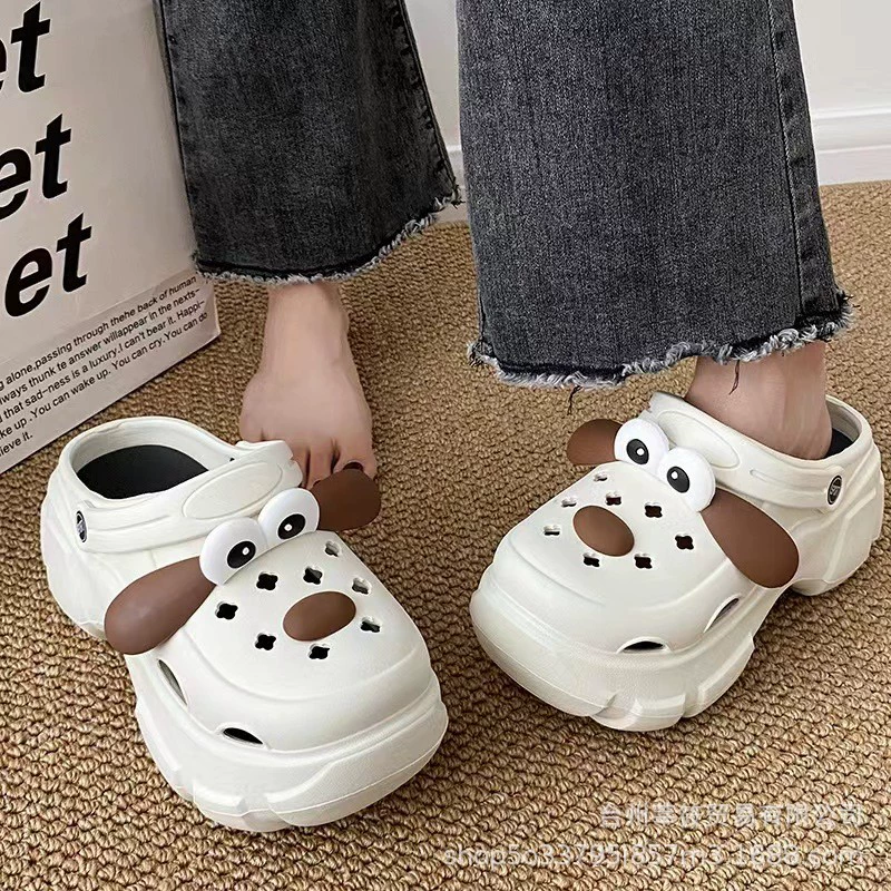 Милые мультяшные CROCS дамские 2024 летние с толстой подошвой, высота, двойное использование Baotou сандалии