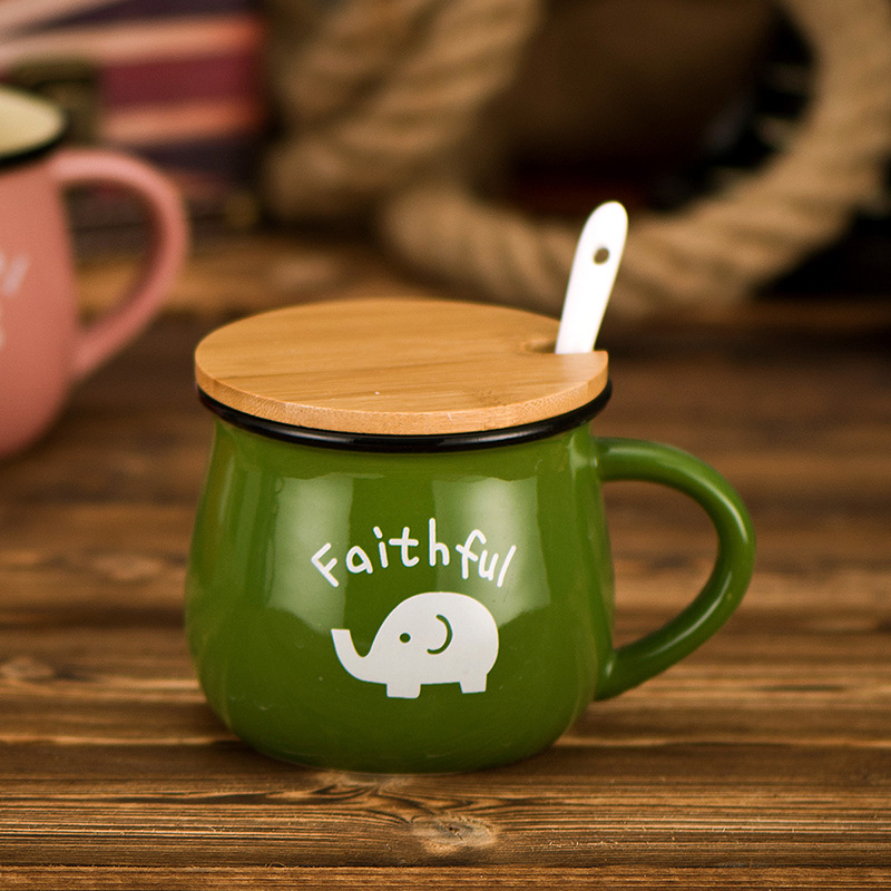 Verde + cubierta de bambú + cuchara de porcelana