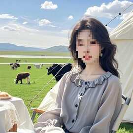 绝美别致时髦设计感小众灰色边拼接上衣女