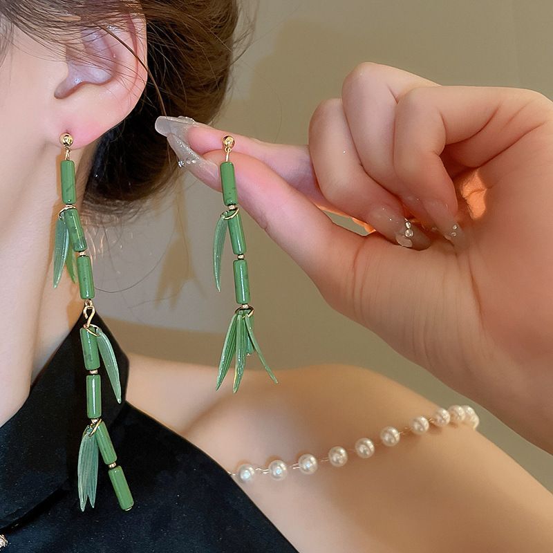 Aguja de plata Nuevos pendientes en forma de abanico de bambú de estilo chino Pendientes de mariposa de gota de agua de moda nacional Pendientes retro de todo fósforo Pendientes mujer