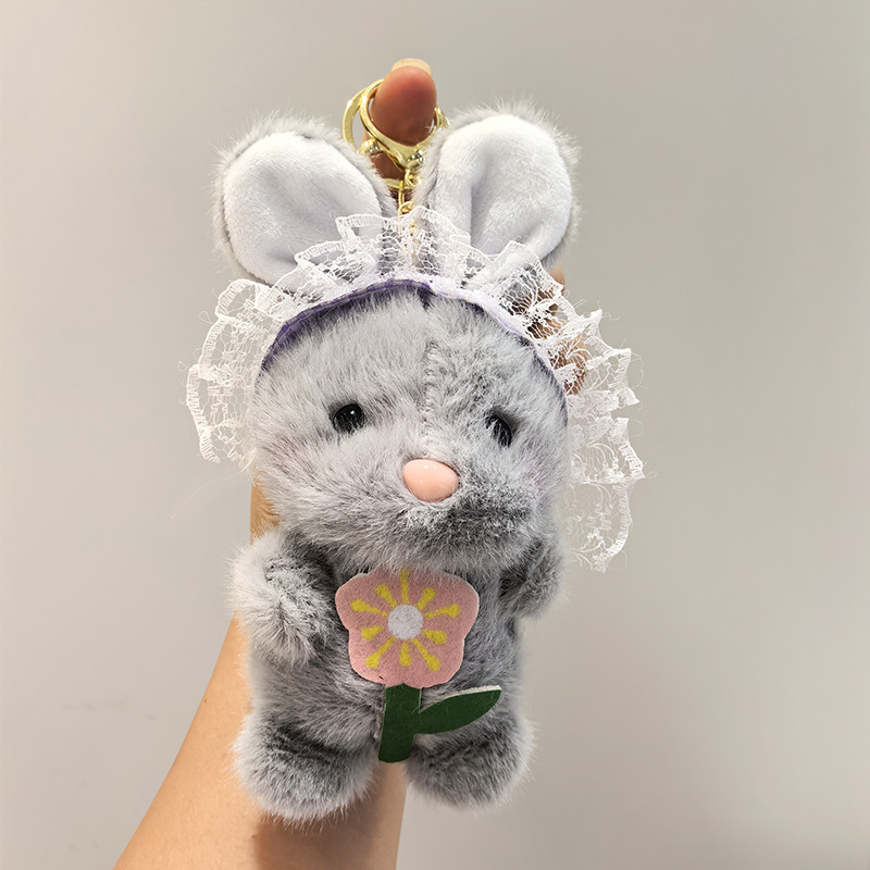 かわいい新型の毛のふわふわしたウサギのぬいぐるみのキーホルダーはかわいいウサギの人形のかばんを掛けて飾ります。|undefined